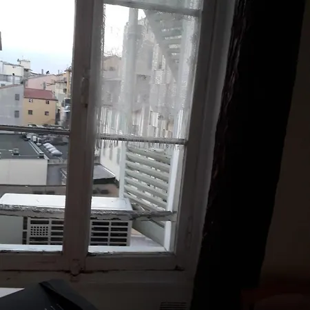 Apartment Studette Charlot Centre - 11 Rue Paradis Nice