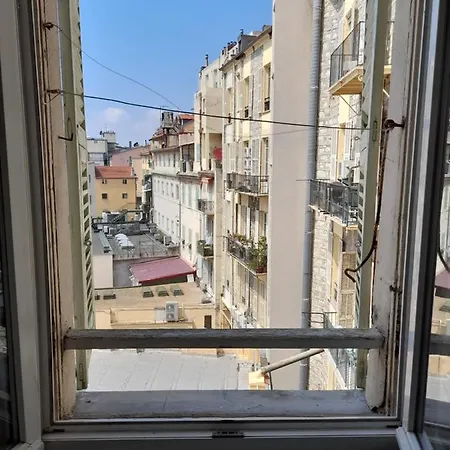 Apartment Studette Charlot Centre - 11 Rue Paradis